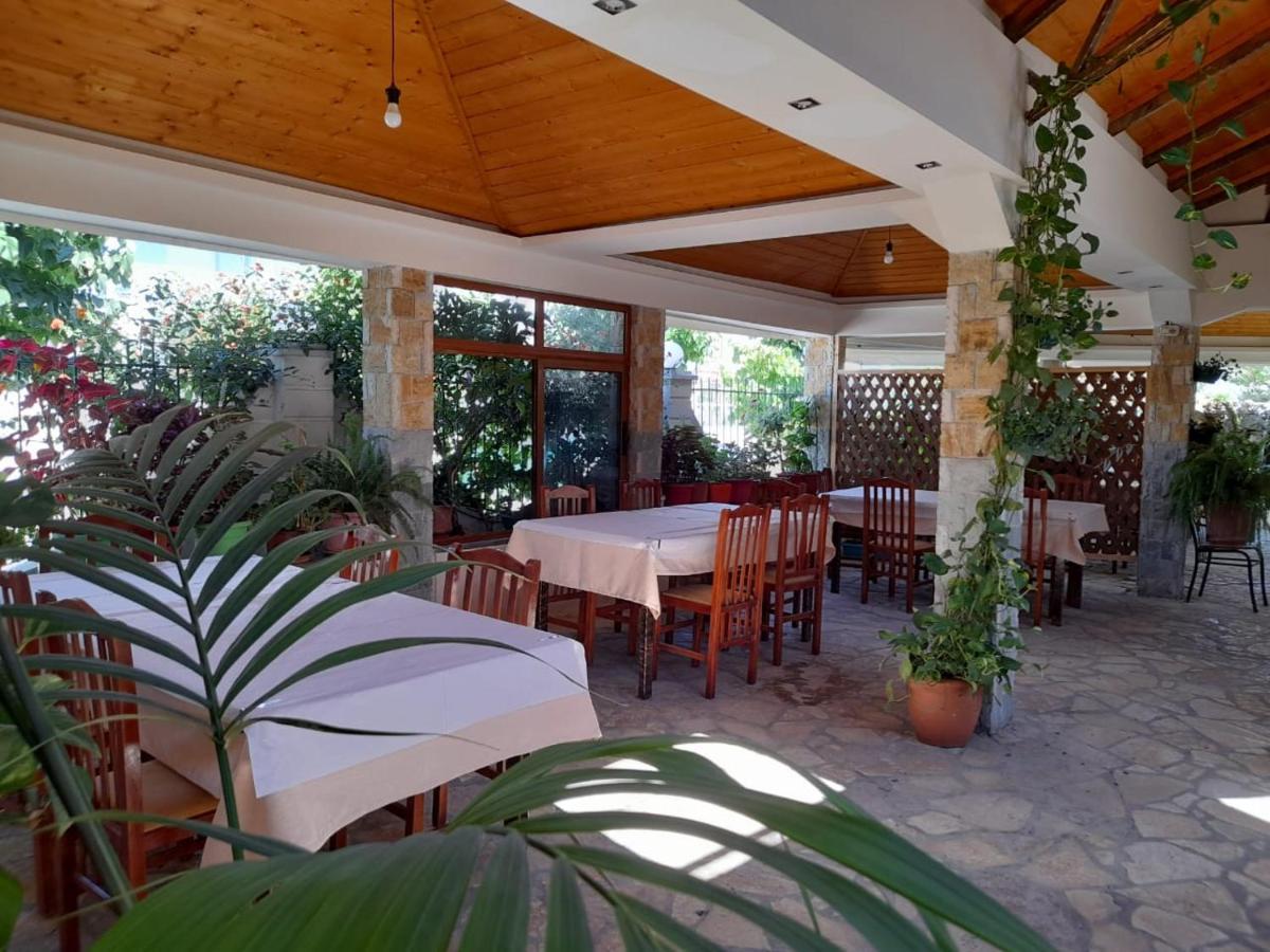 Bar Restorant Hotel Altini Vlore Ngoại thất bức ảnh